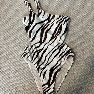 Cupshe Brown and White Striped Swimsuit